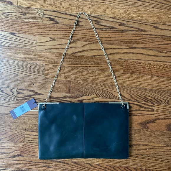 VC Oversized Clutch - Picture 6 of 7